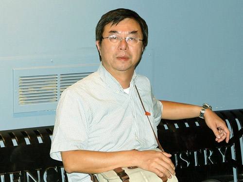 劇場科科長 劇場科科長