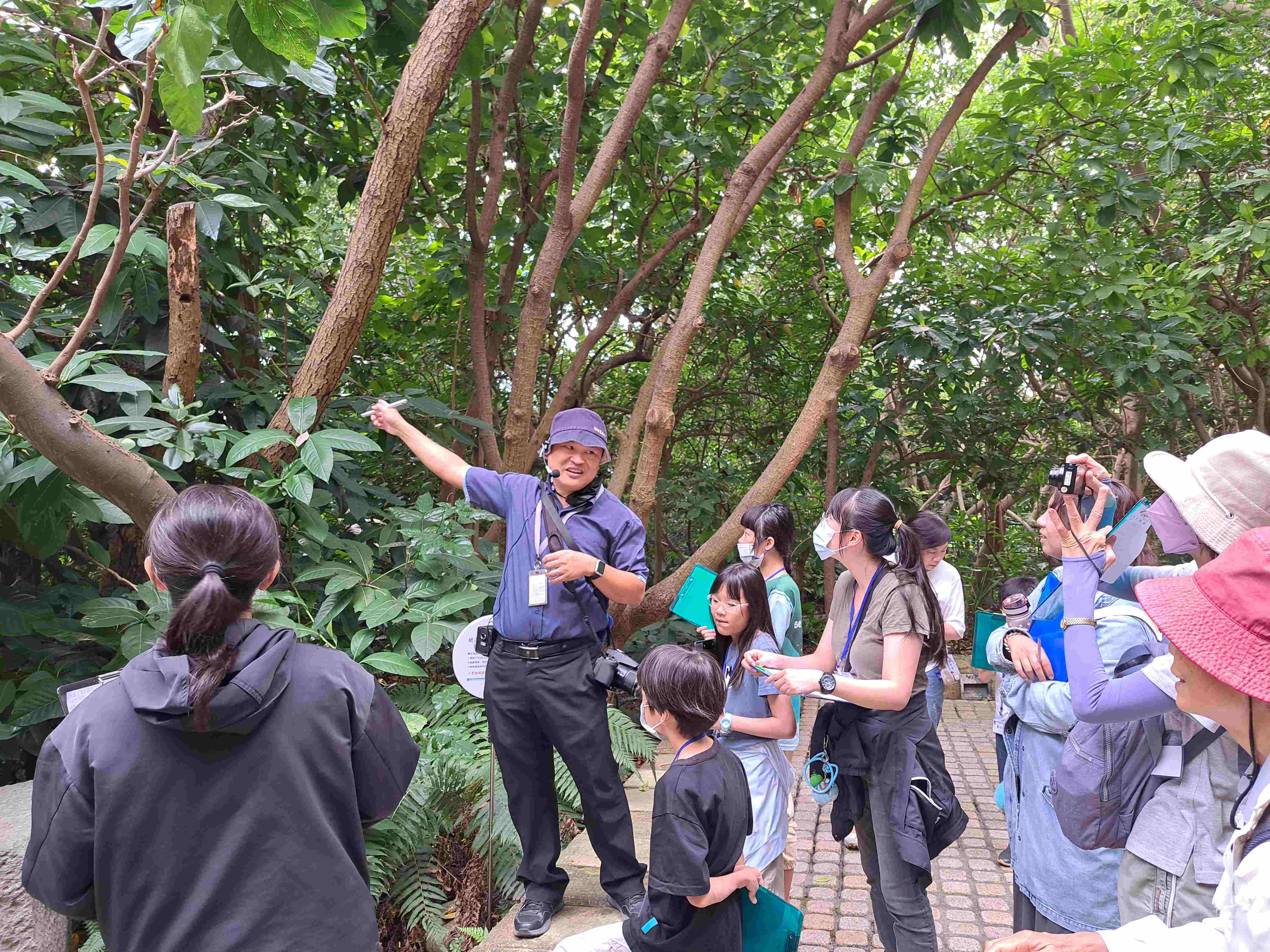 原力植物園－植物園裡找動物