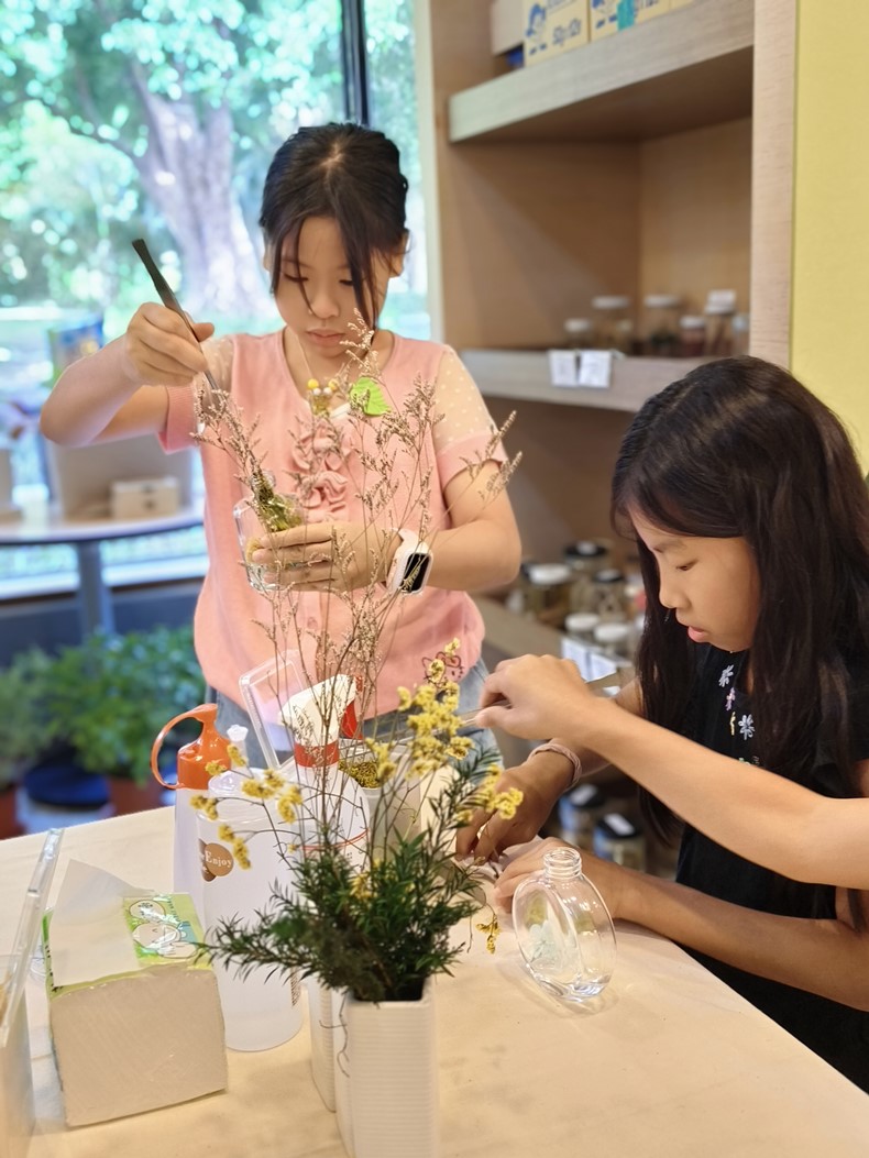 科學節:瓶中花-浮游花瓶DIY-圖片7