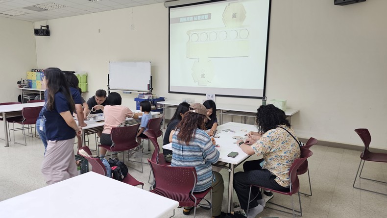 清晨葉面結著水露的白露場(9/7)-圖片128