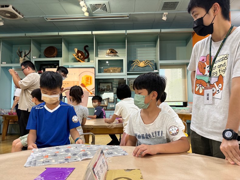幼兒園：科學解蜜(8/14)-圖片3