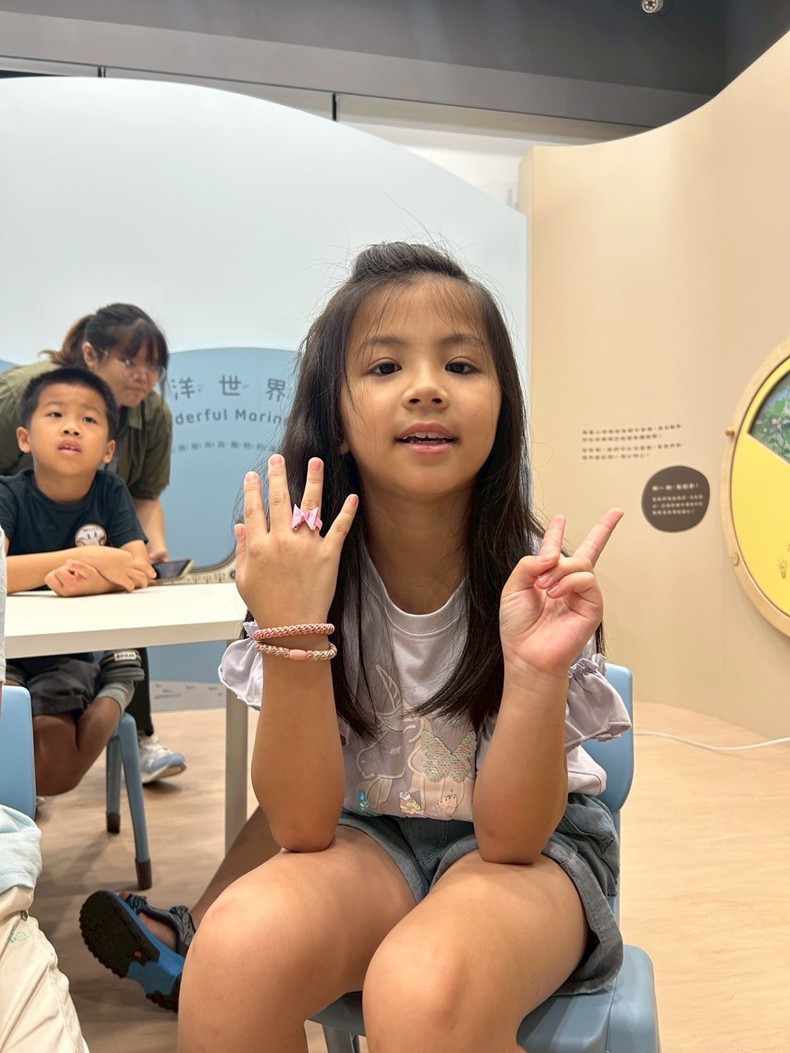 幼兒園： 蝴蝶的彩衣(7/11)-圖片18