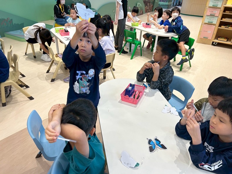 幼兒園： 蝴蝶的彩衣(7/11)-圖片29