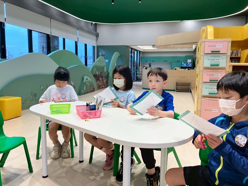 幼兒園： 蝴蝶的彩衣(7/11)-圖片61