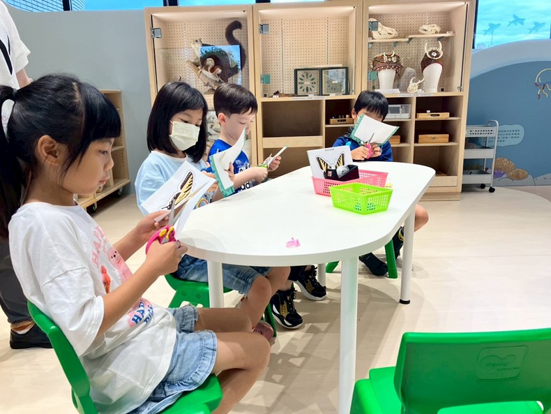 幼兒園： 蝴蝶的彩衣(7/11)-圖片68