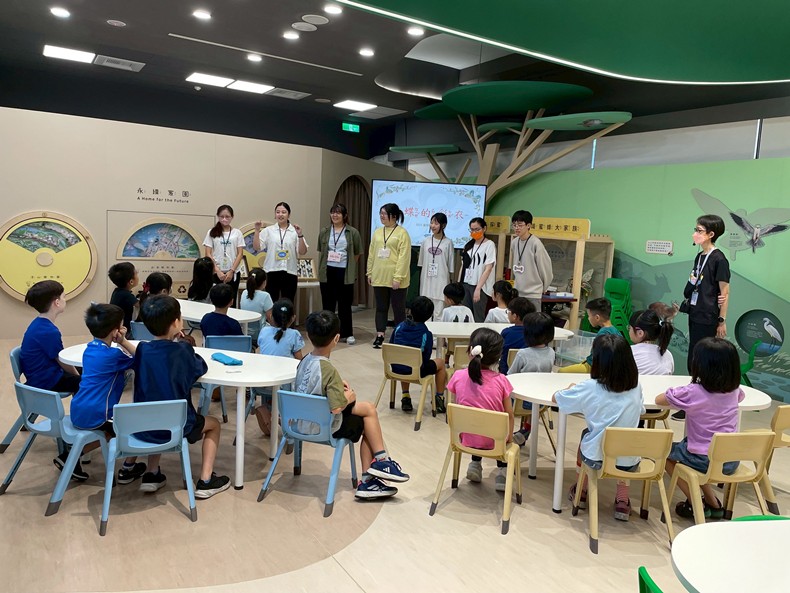幼兒園： 蝴蝶的彩衣(7/11)-圖片87