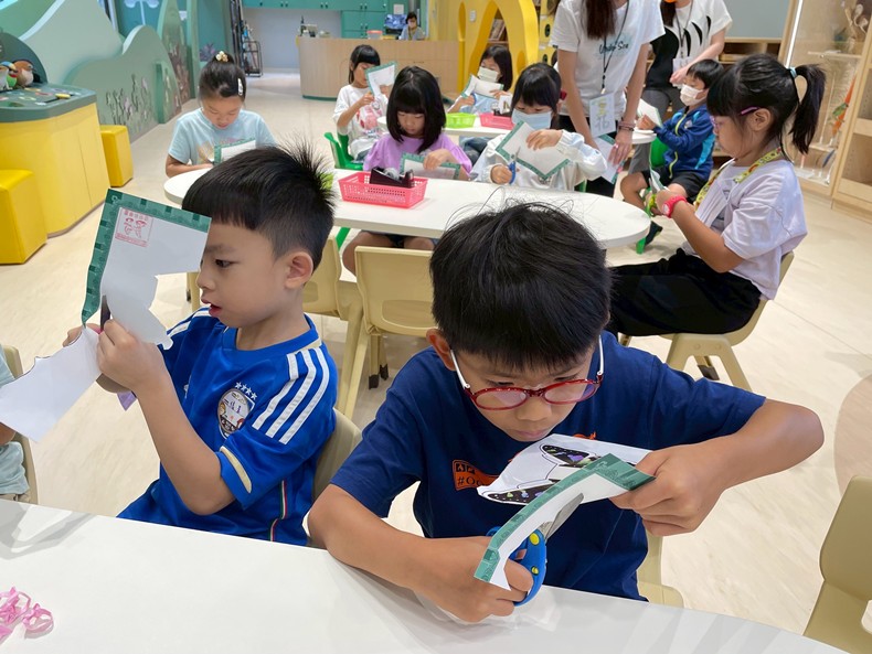 幼兒園： 蝴蝶的彩衣(7/11)-圖片97