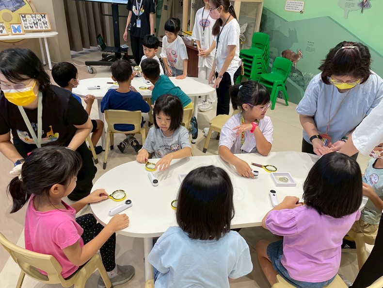 幼兒園： 蝴蝶的彩衣(7/11)-圖片124