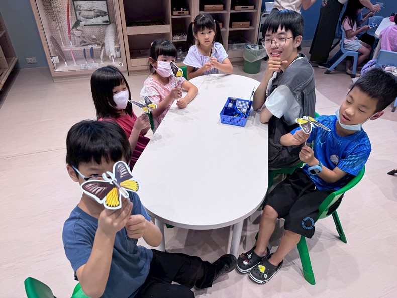 幼兒園： 蝴蝶的彩衣(7/16)-圖片9