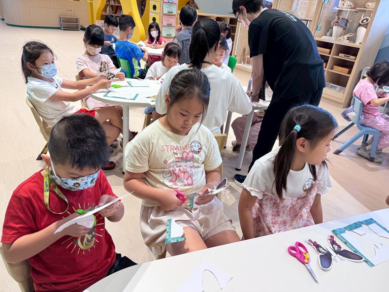 幼兒園： 蝴蝶的彩衣(7/16)-圖片46