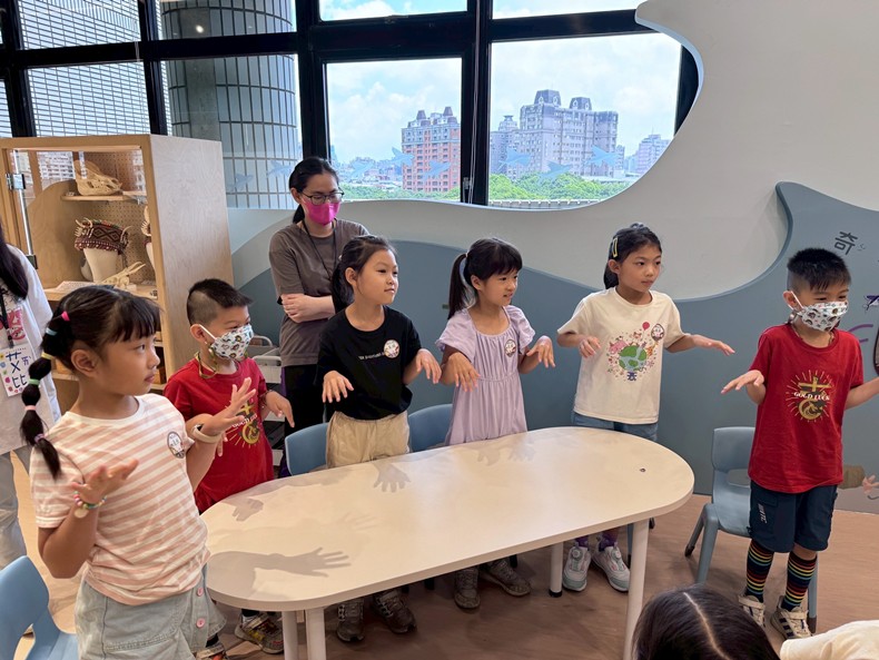 幼兒園： 蝴蝶的彩衣(7/16)-圖片69