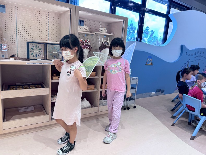 幼兒園： 蝴蝶的彩衣(7/16)-圖片100