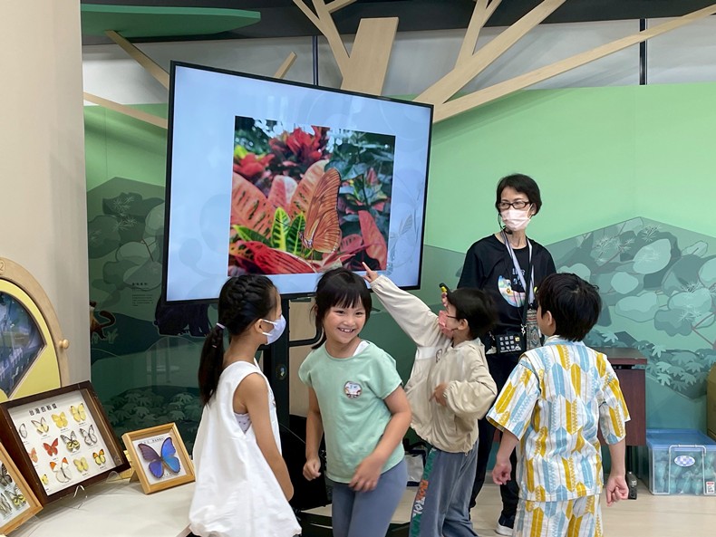 幼兒園： 蝴蝶的彩衣(7/18)-圖片47