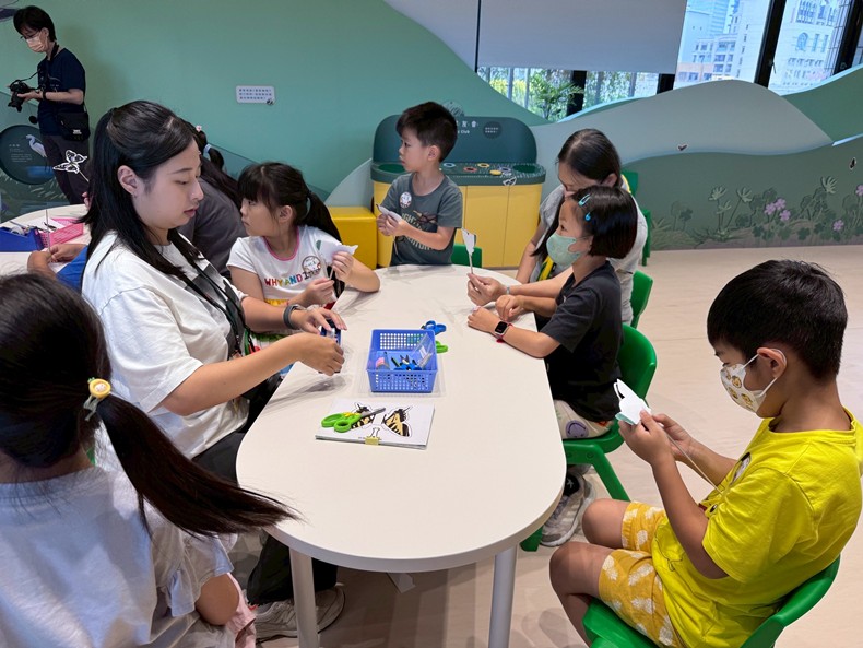 幼兒園： 蝴蝶的彩衣(7/23)-圖片61