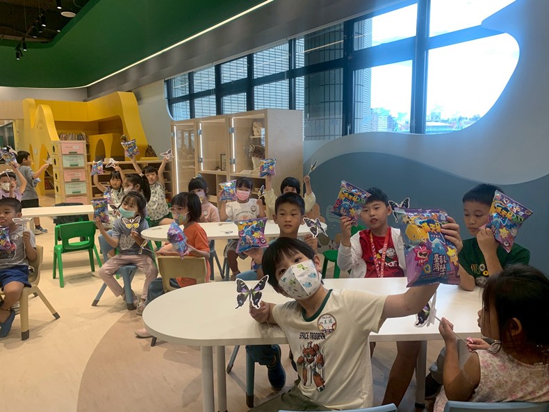 幼兒園： 蝴蝶的彩衣(7/25)-圖片1