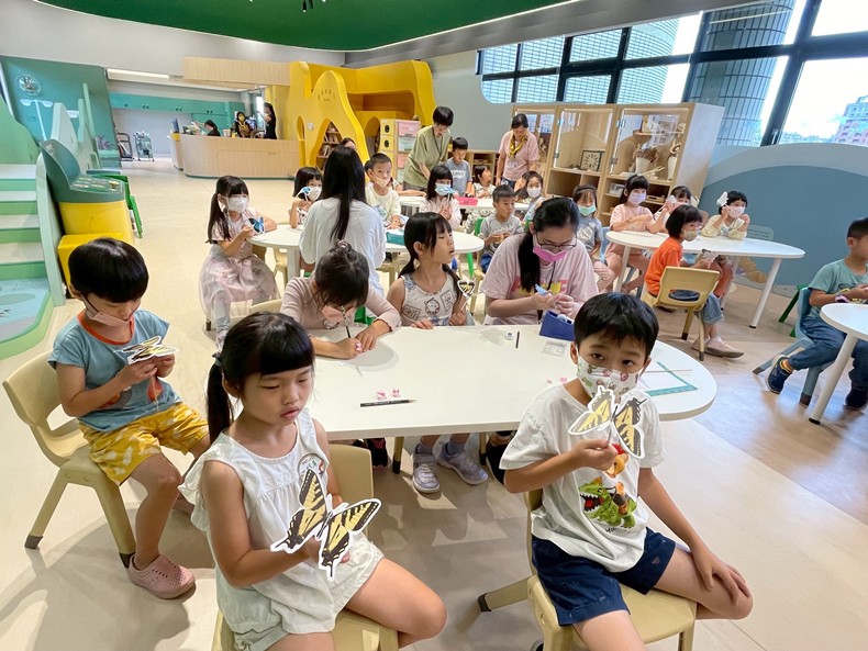 幼兒園： 蝴蝶的彩衣(7/25)-圖片20