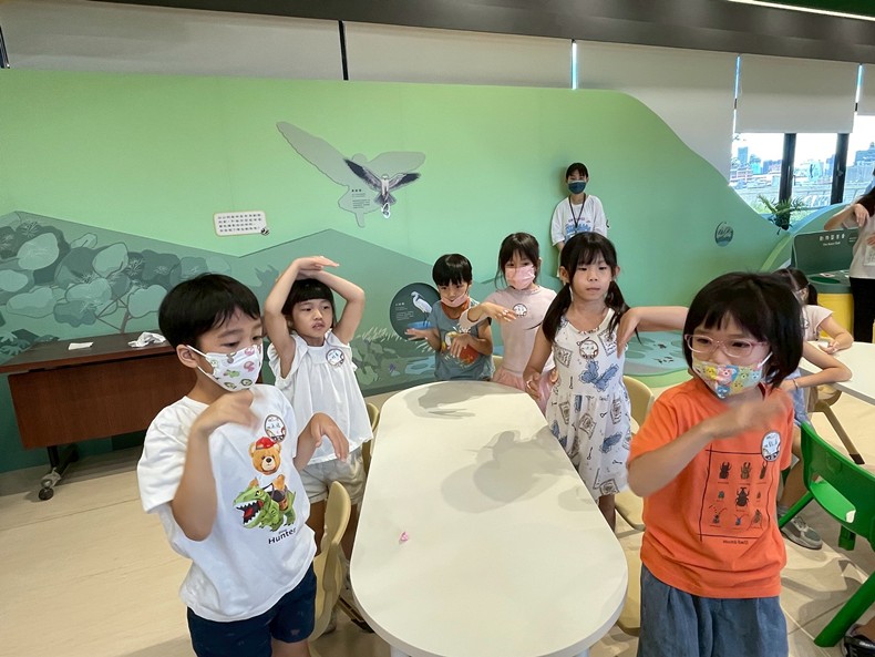 幼兒園： 蝴蝶的彩衣(7/25)-圖片28