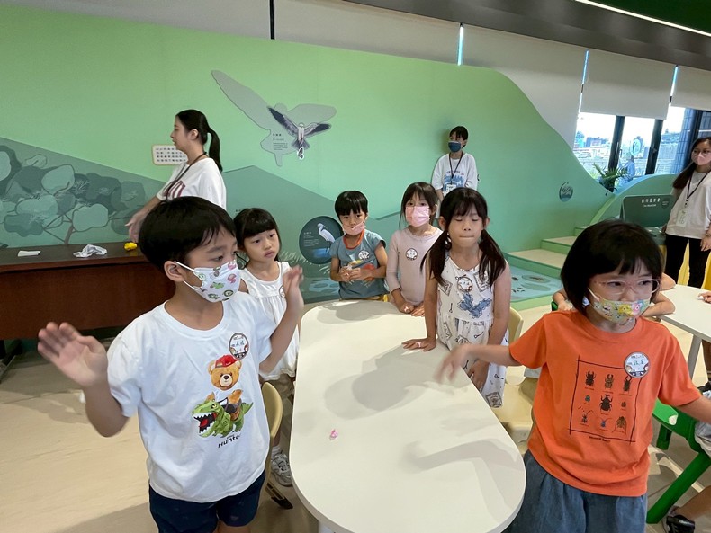 幼兒園： 蝴蝶的彩衣(7/25)-圖片58