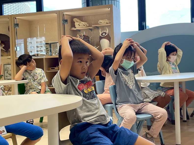 幼兒園： 蝴蝶的彩衣(7/25)-圖片71