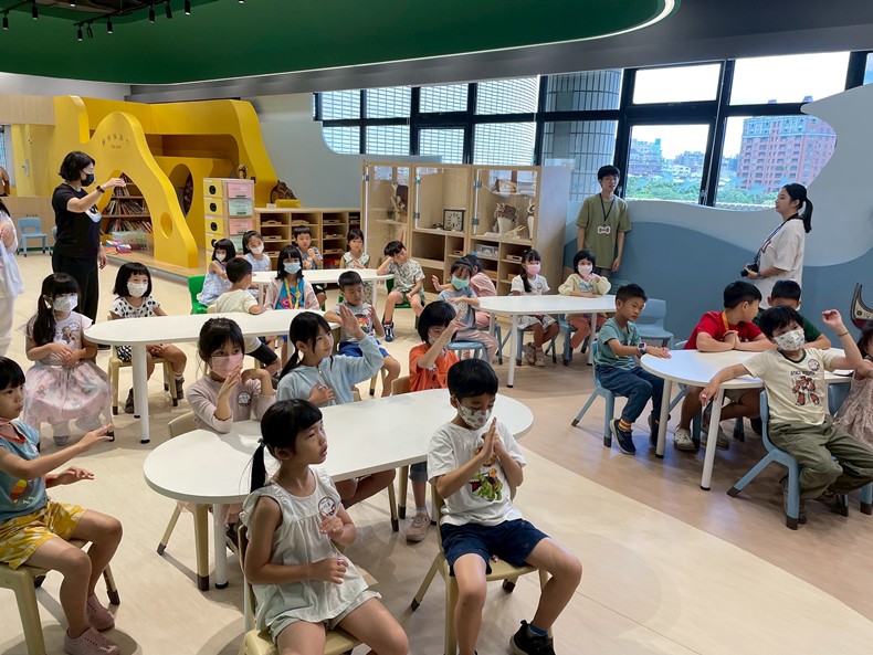 幼兒園： 蝴蝶的彩衣(7/25)-圖片72
