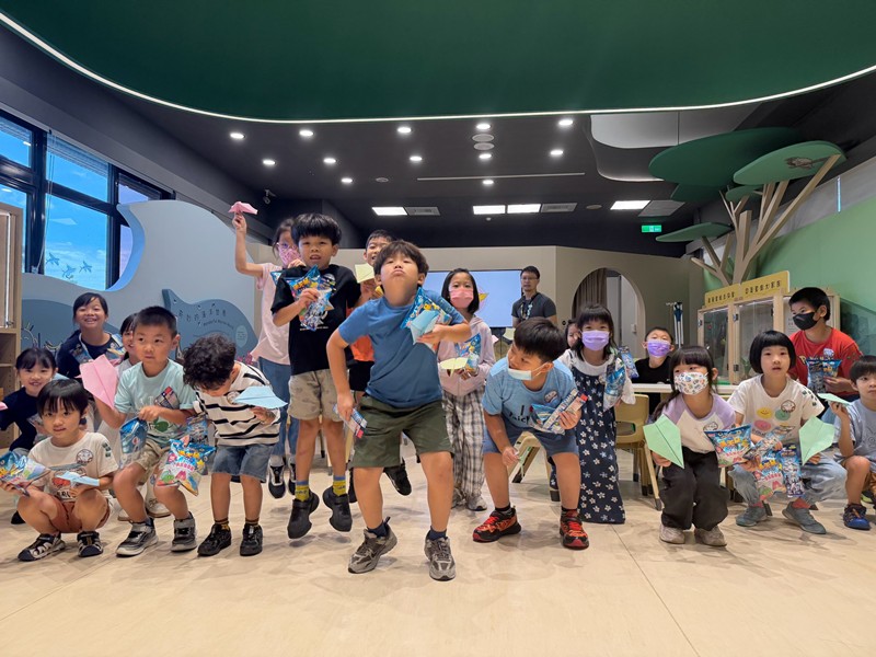 幼兒園：乘著風的翅膀(8/14)-圖片1