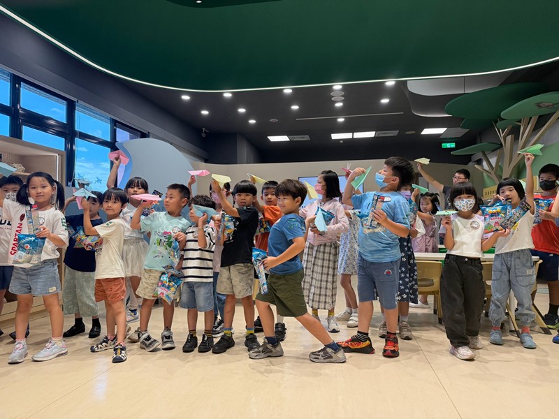 幼兒園：乘著風的翅膀(8/14)-圖片2