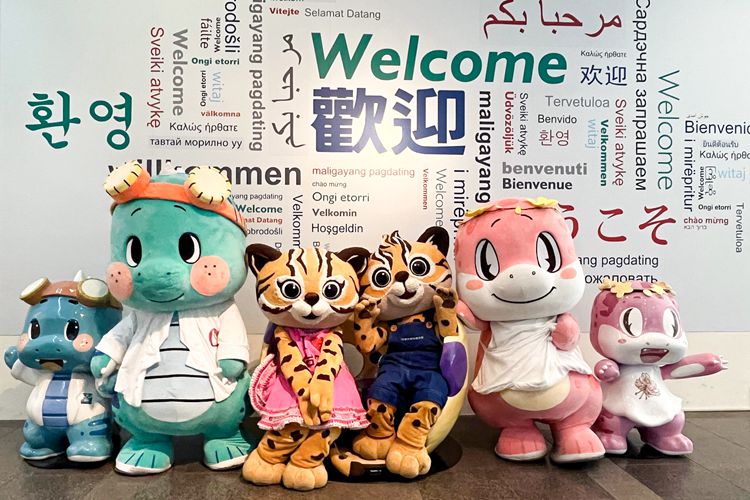 連假前夕，臺中城市吉祥物「樂虎」和「來虎」提前來踩點，與科博館吉祥物「百合」、「布比」合體宣傳「春遊台中」