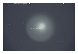 【左圖】突然爆亮的彗星17P/holmes（台北天文館洪景川先生提供）